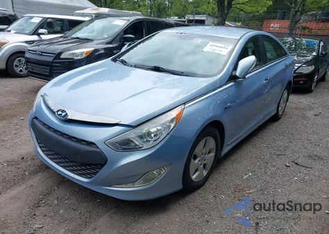 2012 Hyundai Sonata Hybrid z USA, uszkodzony, nr VIN KMHEC4A48CA054307